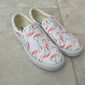 Bucketfeet casual loafers, flamingo print, size 7.5